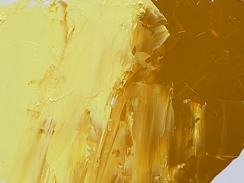 Swatch of Nickel Lemon at left mixing into Mars Yellow that is shown unmixed at far right.